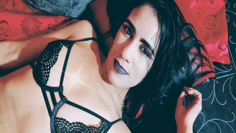 Live HD Nude Chat with IsabellaBracho
