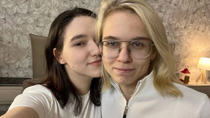 WillieAndCecilla live webcam show