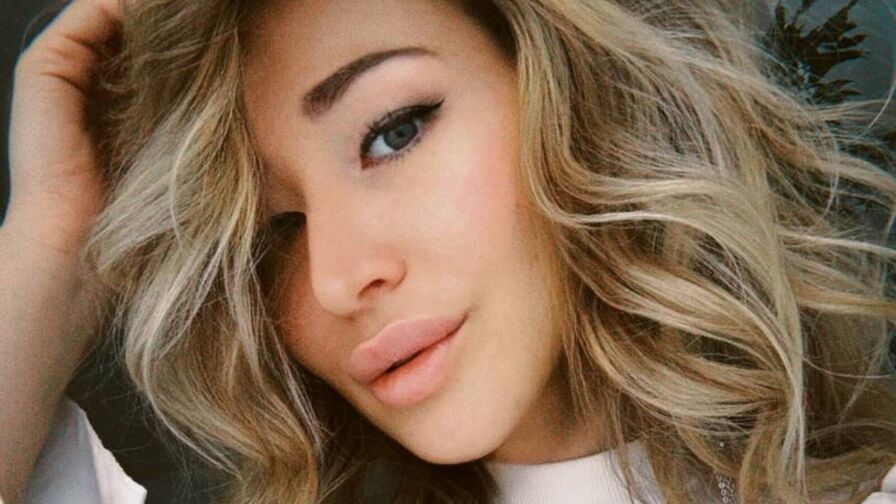 AstraMonroe Cumshow Vip