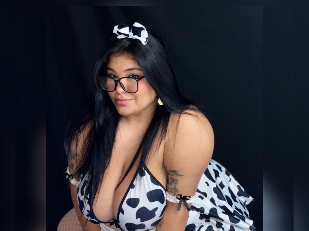 CarolineSomers – webcam model profile photo