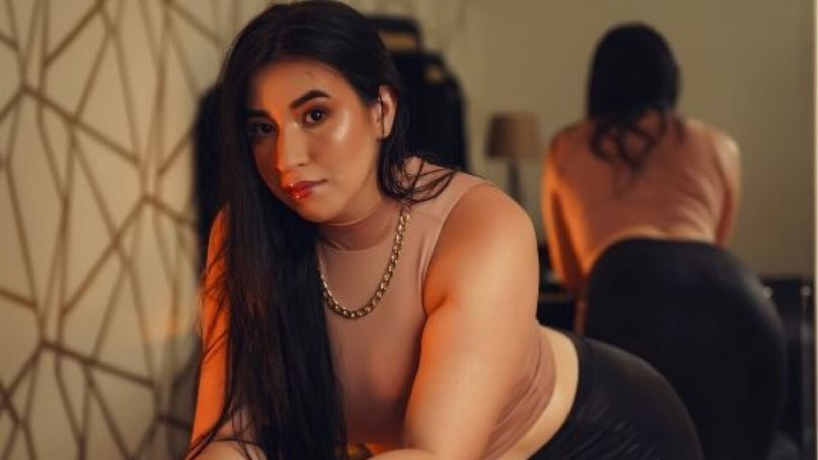 KonnieAlleen erotic portrait