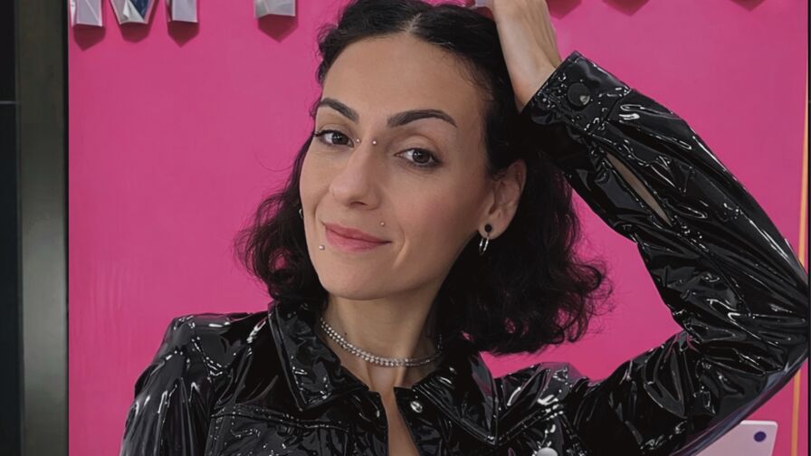 Live Sex Chat with SofiaBunton