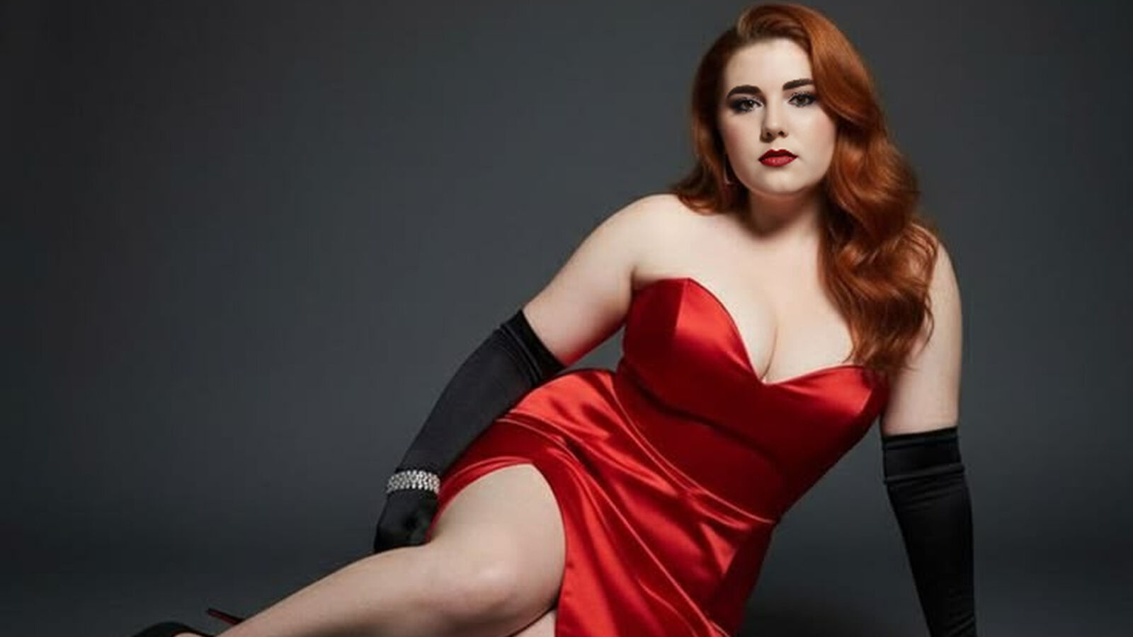 FayeNeal erotic portrait