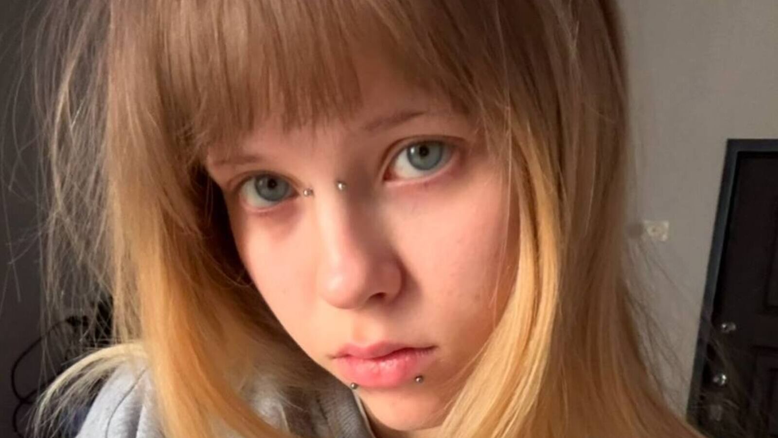OpheliaWrenny erotic portrait