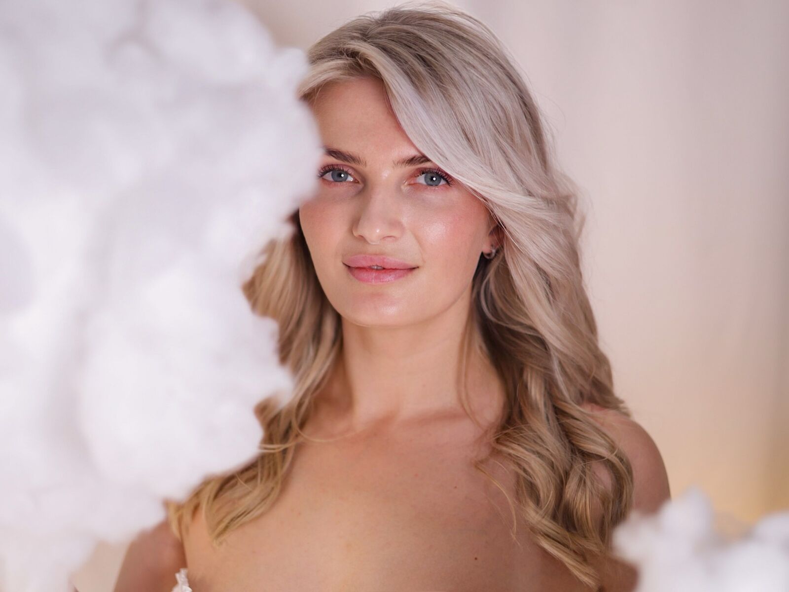 Live cam for MaryLourens