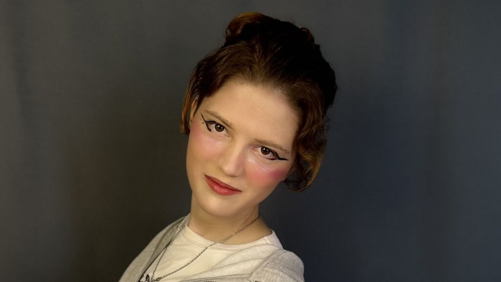 Watch IrisKemp from LiveJasmin on GirlsOfJasmin