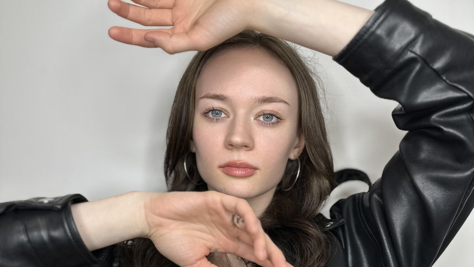 TenishaSeebold erotic portrait