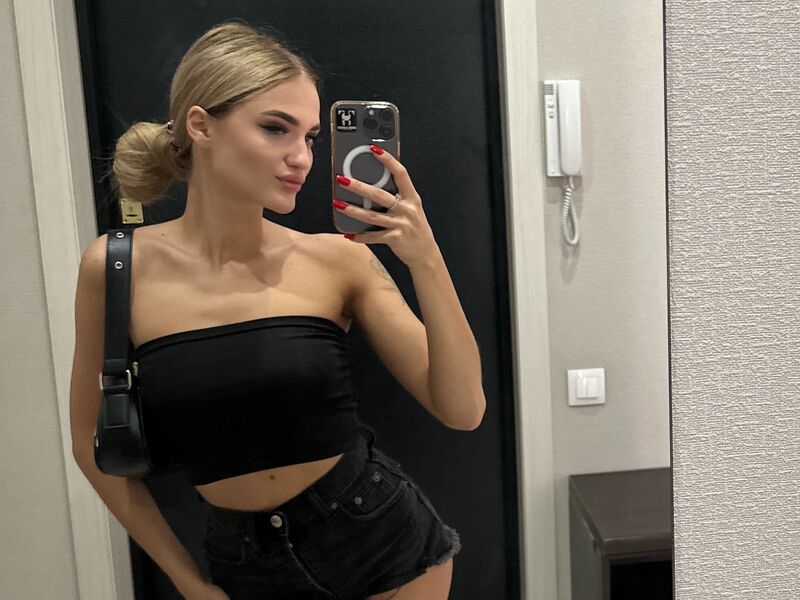 MonikaKlar superxxxporn