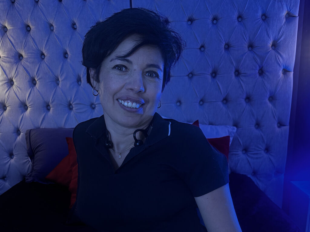 MarietteAdams LiveJasmin member chat profile picture