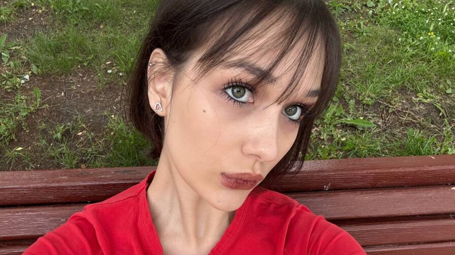 MarvelNaffziger Live Sex Chat at Educate My