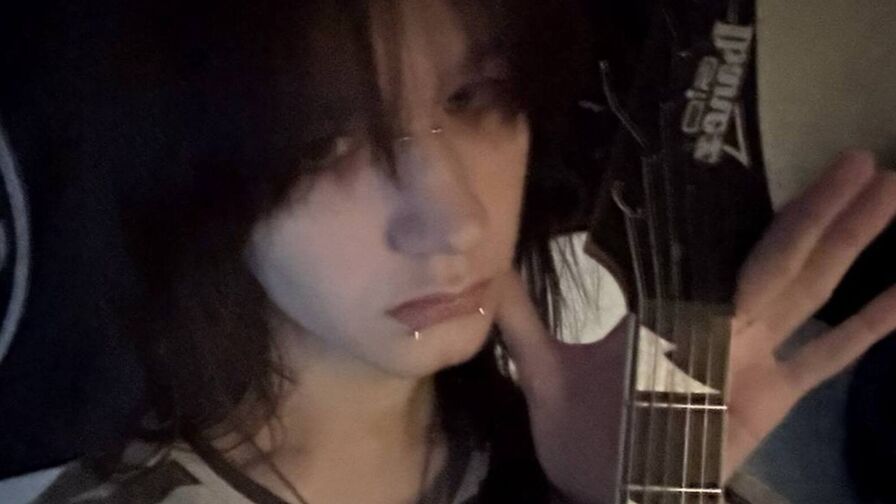 Start Anal Finger LilithGroove