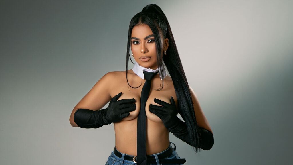 VictoriaCapri Live Chat on ROBCams