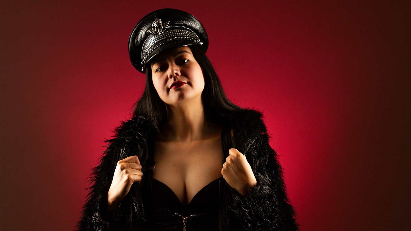 LiaVelvet erotic portrait