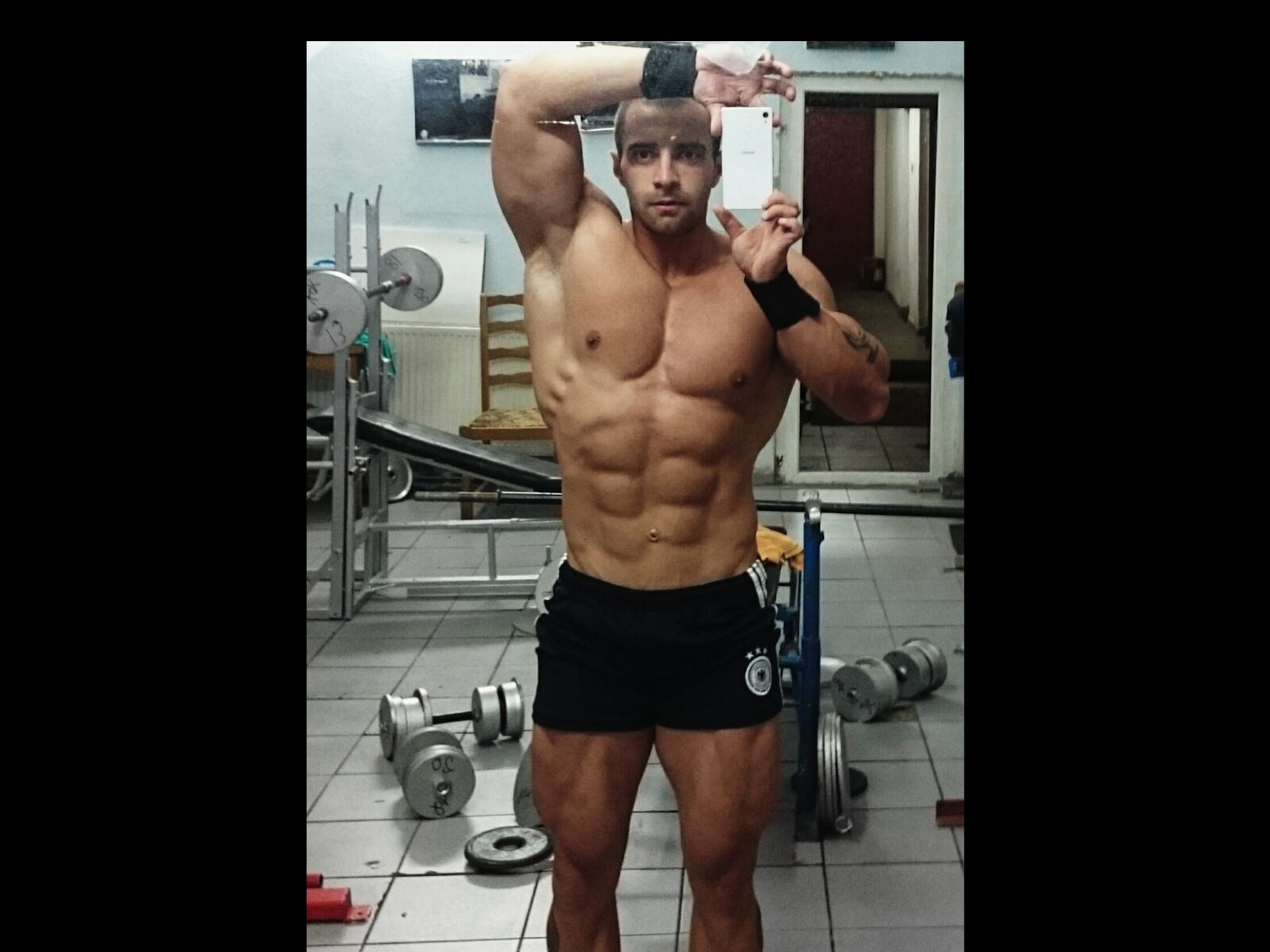 Live cam for JonathanTiago