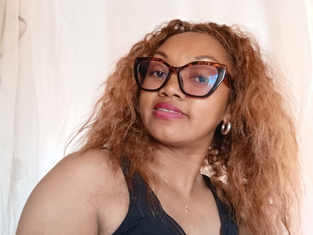 Miadea premium girl cam session