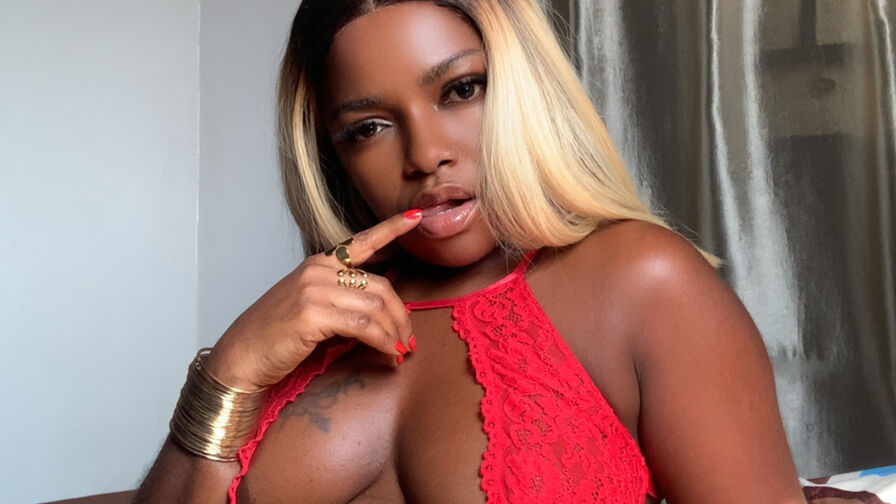 Enter to see naked NinaKiki