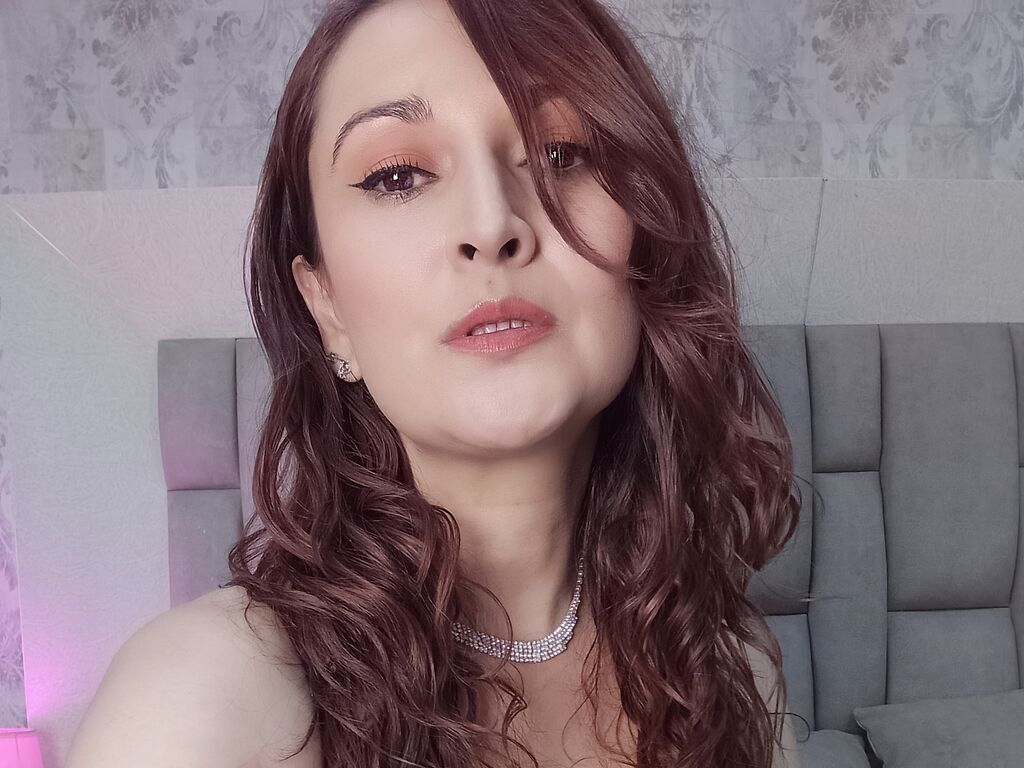 CharlotteeHarper