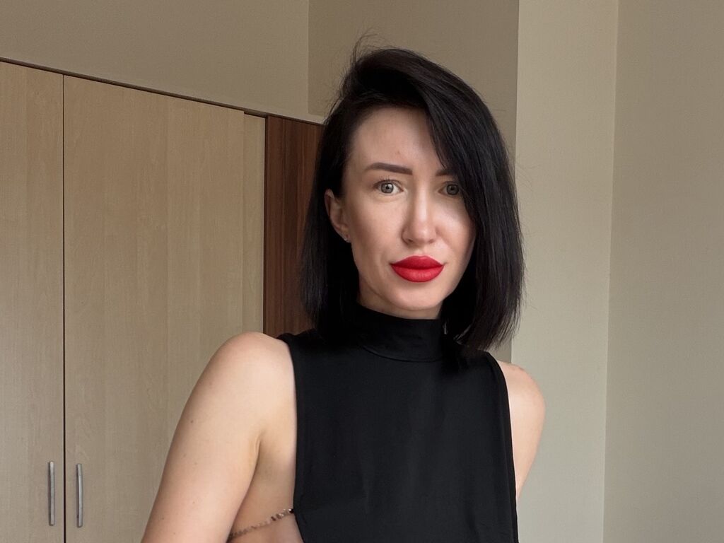TatianaStoun one on one girl cam profile