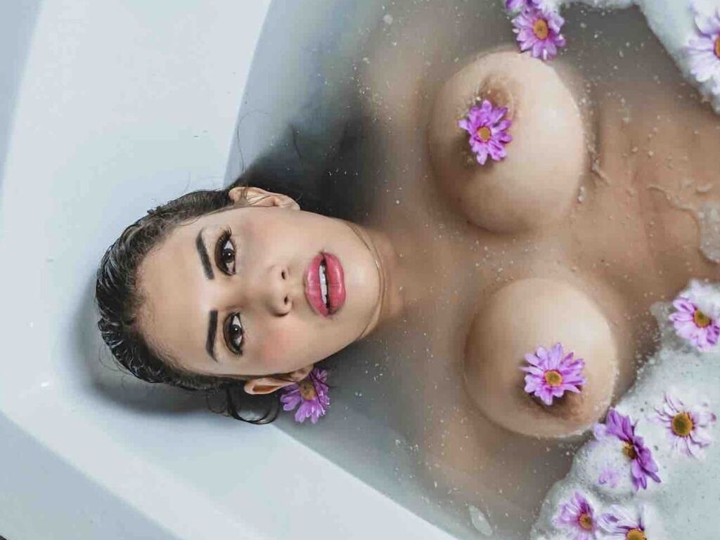 LizyLorentee Nackt