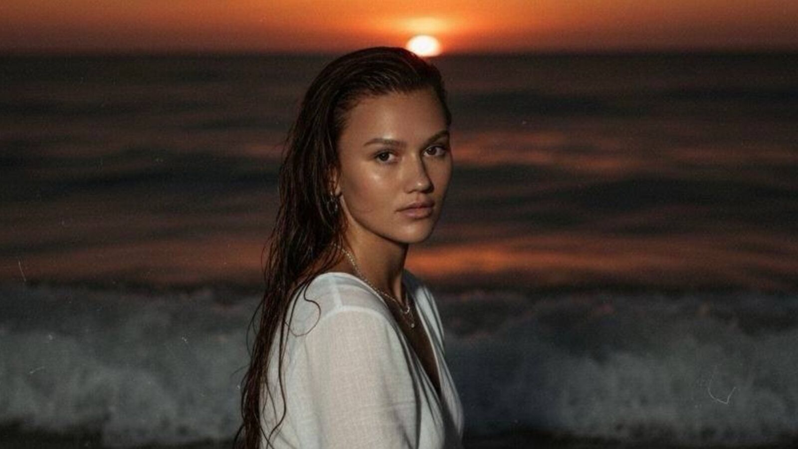 DelilahCoryea glamour portrait