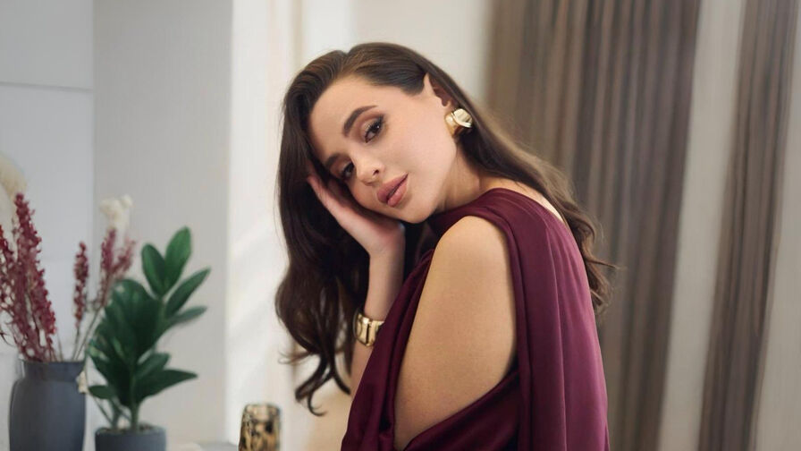 Watch StellaKendal live on Free Erotic Fantasy