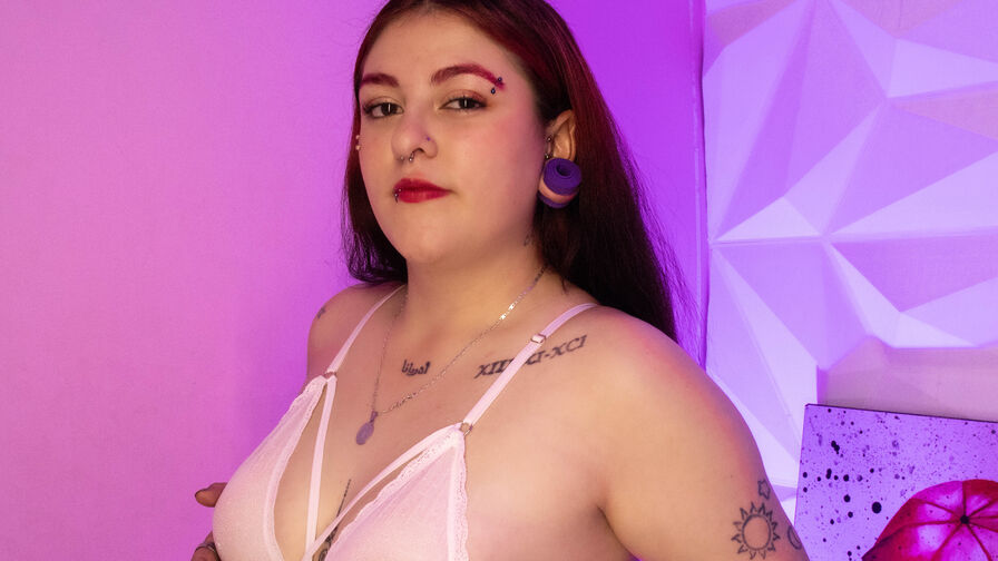 Live Sex Chat with EmmaKetty