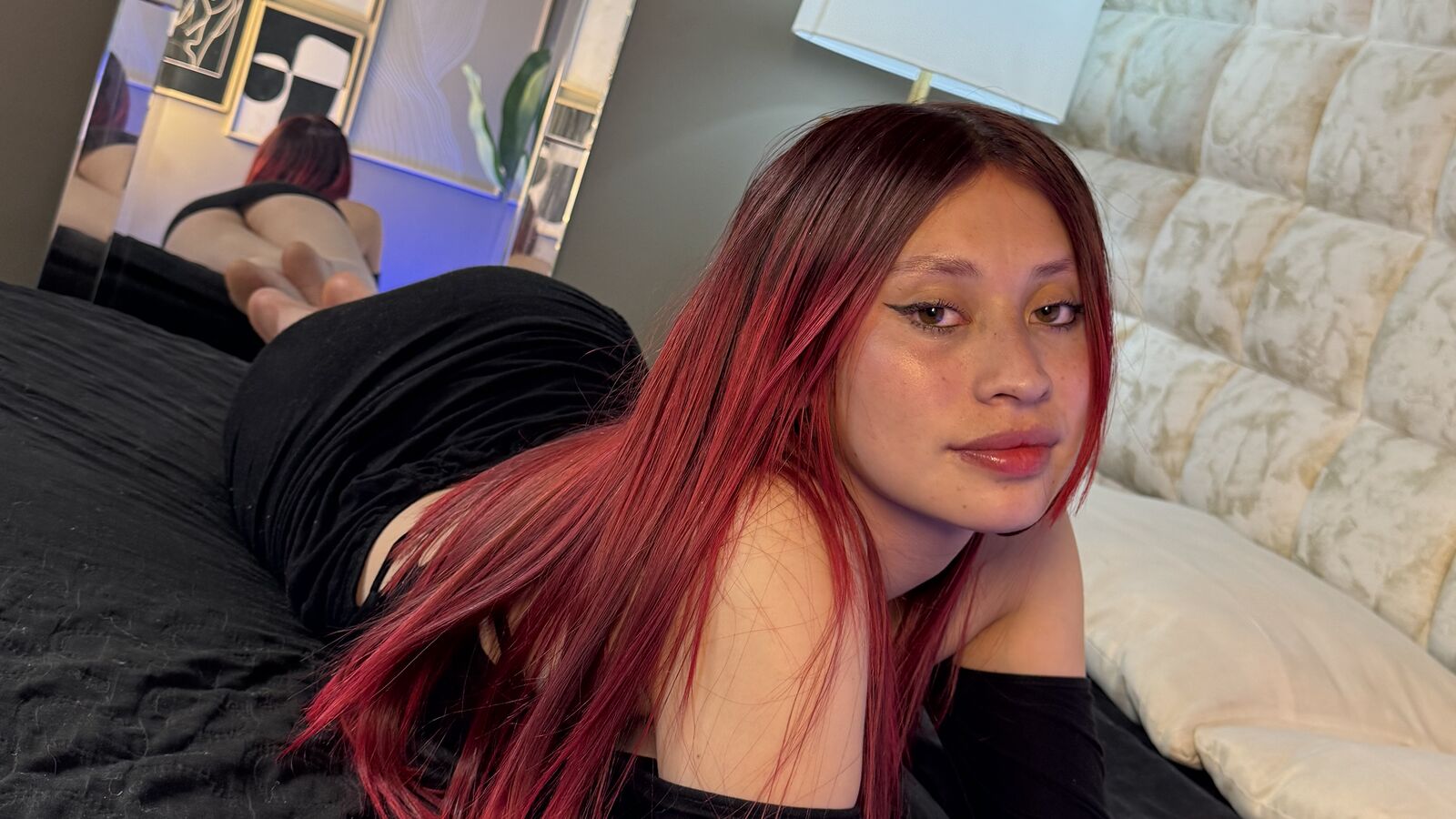 JazminVelle erotic portrait