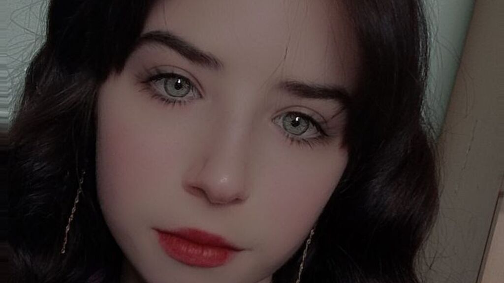 EdinaGallant live cam model at LiveJasmin