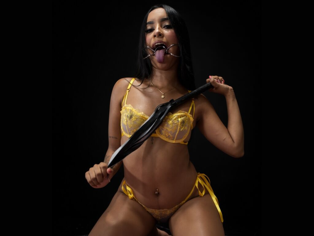 KenzieMorgan fetish video chat profile