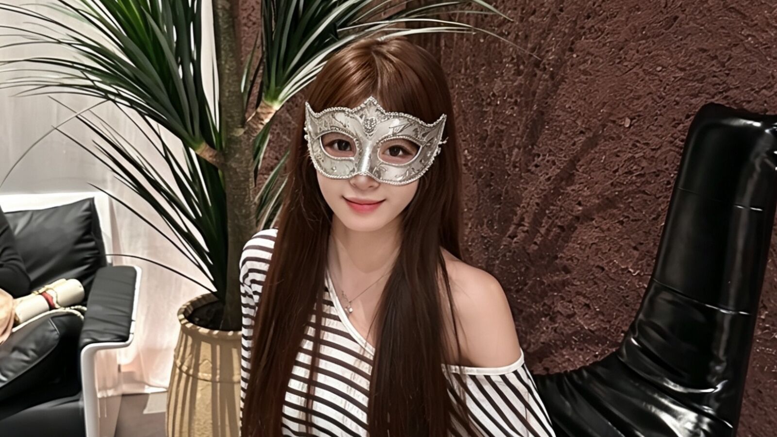 YangYuTing glamour portrait