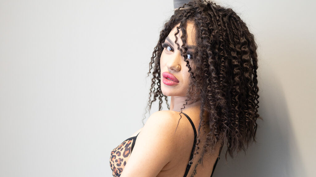 Watch ElisaElla from LiveJasmin at GirlsOfJasmin