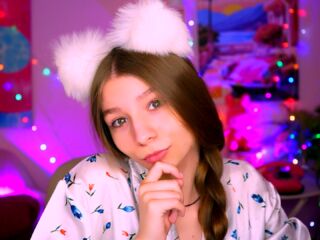 free chat online JulieDaniel