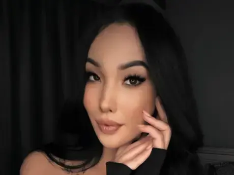 Chat with EmilyCorralos