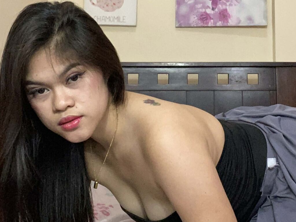 Live with KallyCortez on PrivCamWeb