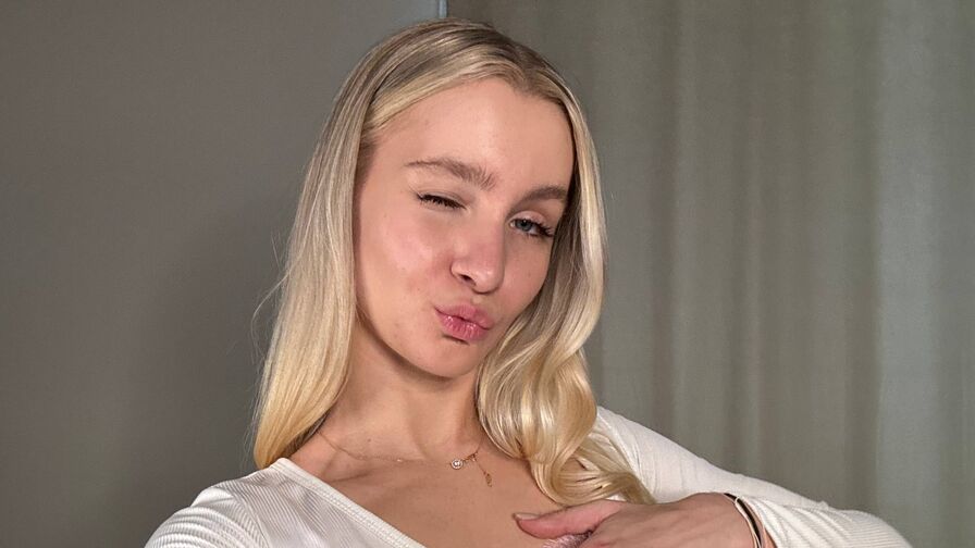 Live Sex Chat with NancieMarotti