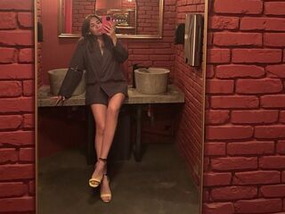 Sexy profile pic of KateSens
