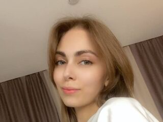 WiloneBown Oral live sex