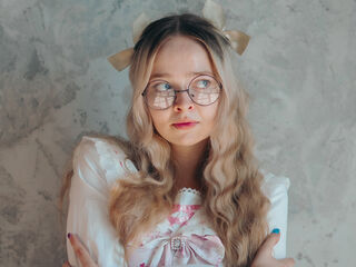 BellaMorley]