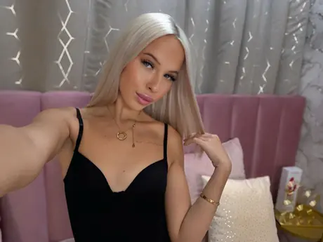 Chat with PollyElfi