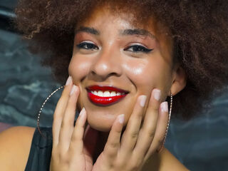 Webcam model CemileTemplaz from Web Night Cam
