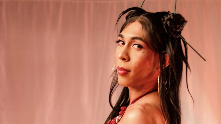 ShaynaRosc live cam model