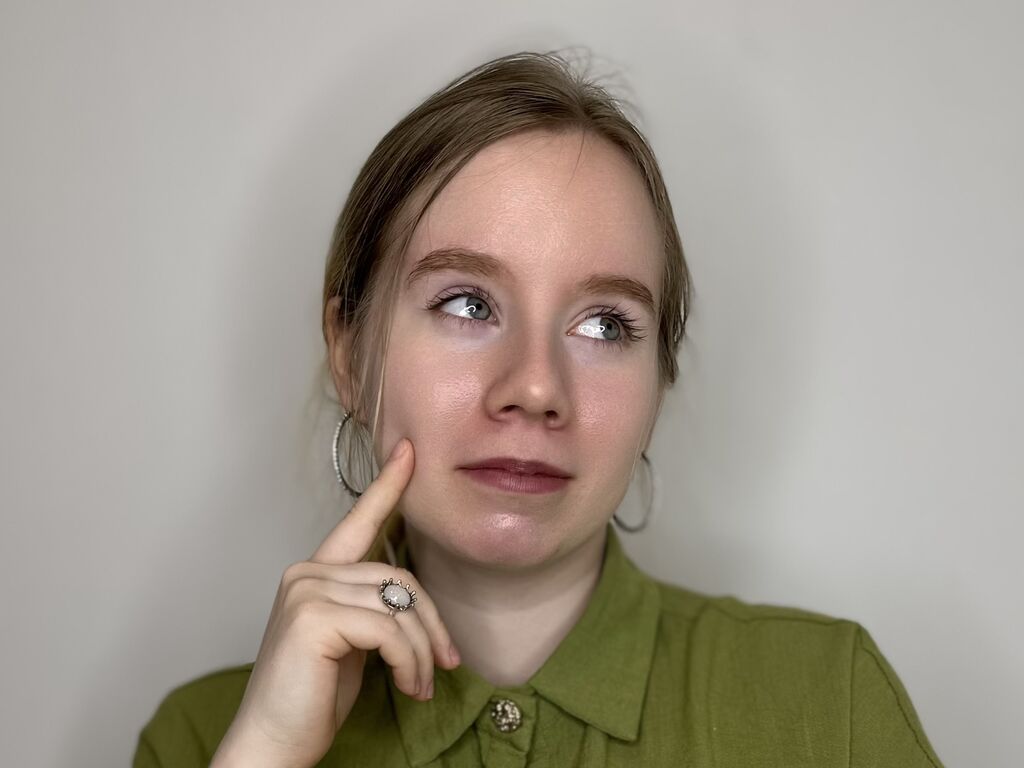 PiaBlumstein webcam livejasmin model stream image