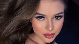 Bella Live Webcam