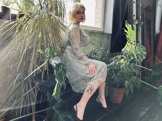 chat with online NikaRocks