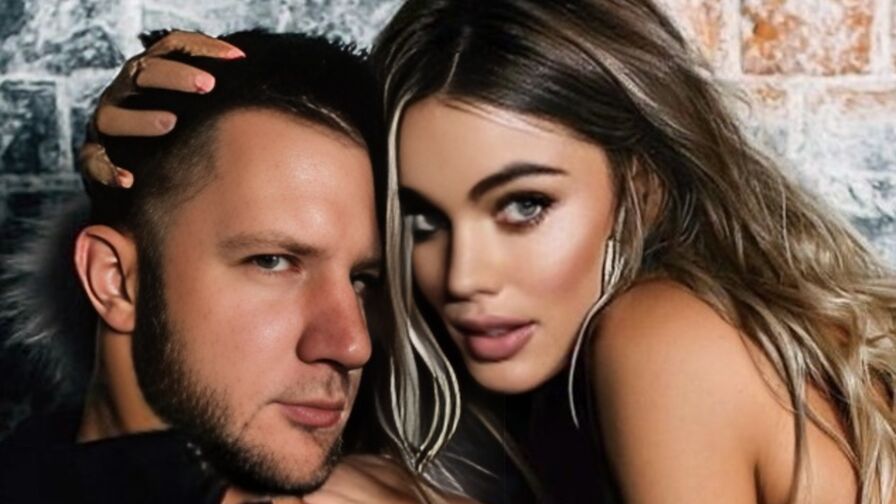 Watch LindyAndAndy live on DMS List
