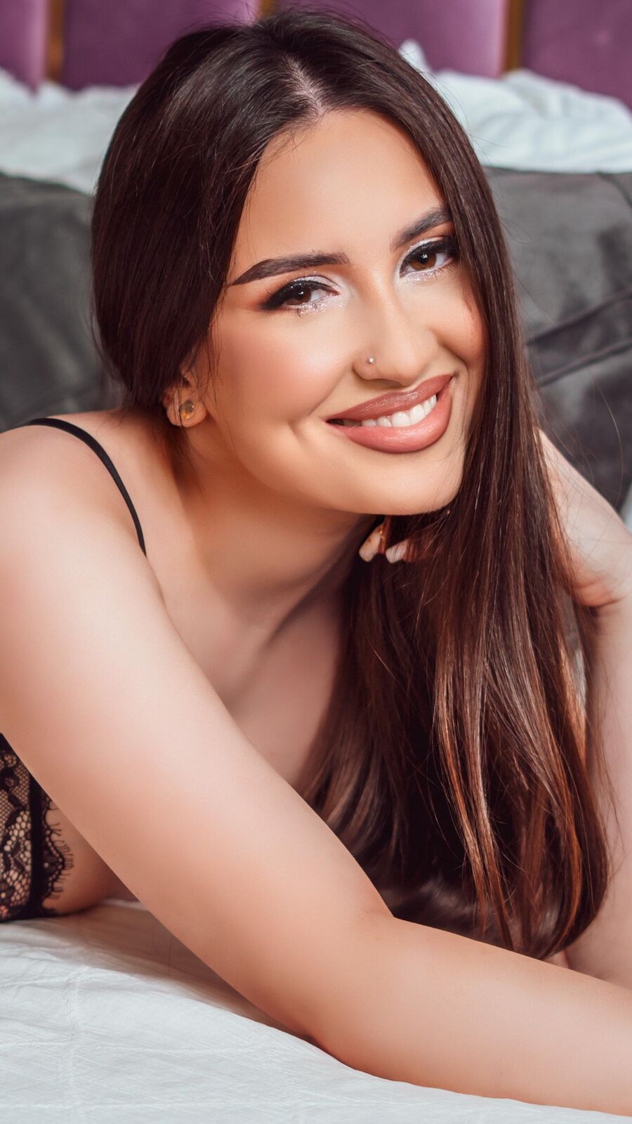 SelenaRae glamour portrait