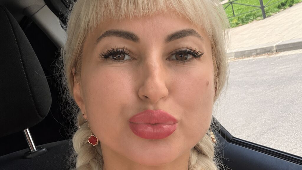 FlayDavis's profile from Jasmin at GirlsOfJasmin'