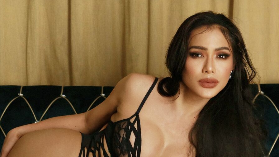Live Sex Chat with KikisBrown