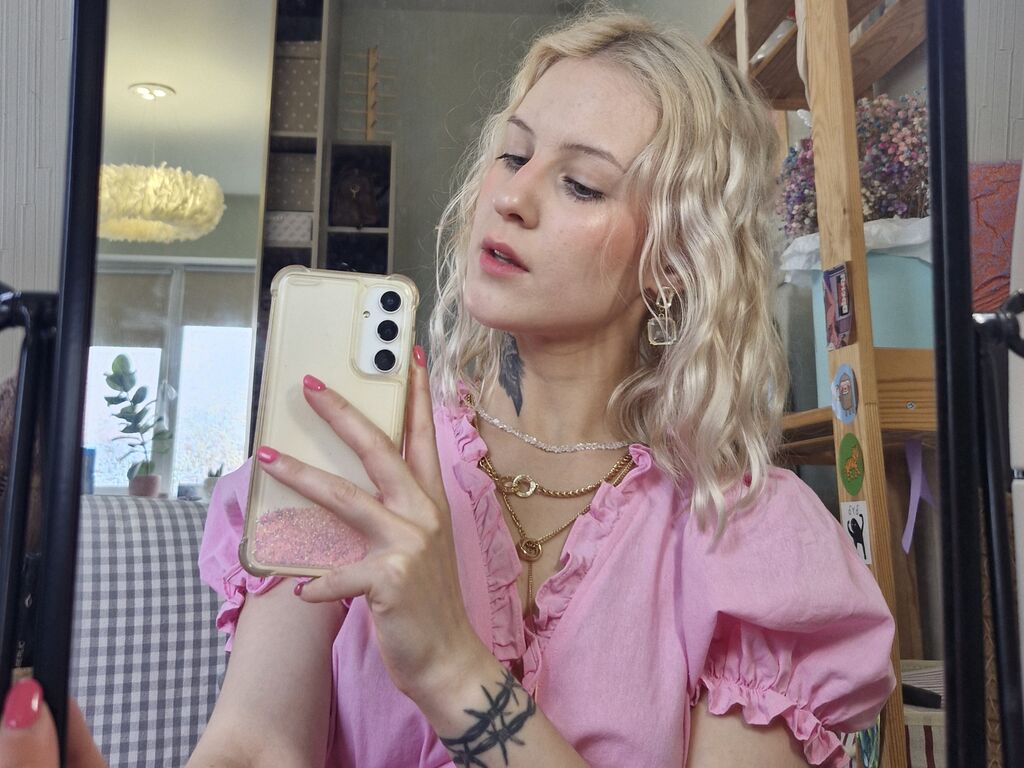MelissaOushens Nackt