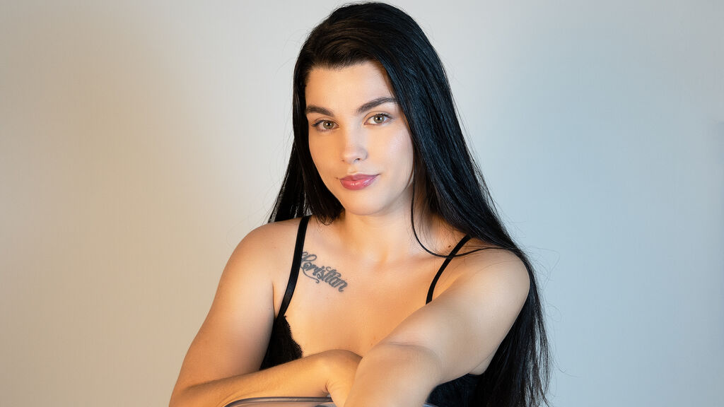 MaraRuiz cover